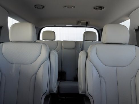 Used 2025 Hyundai Palisade SEL image 34