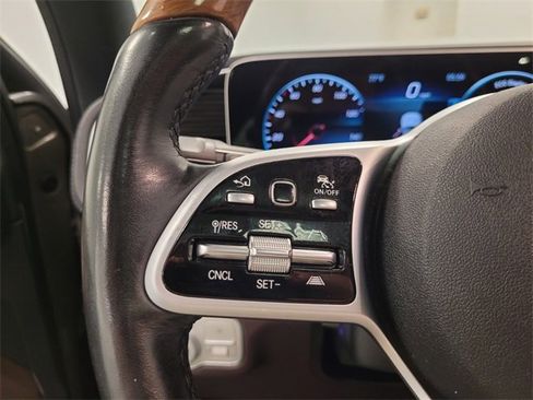 Used 2021 Mercedes-Benz GLS 450 4MATIC image 26