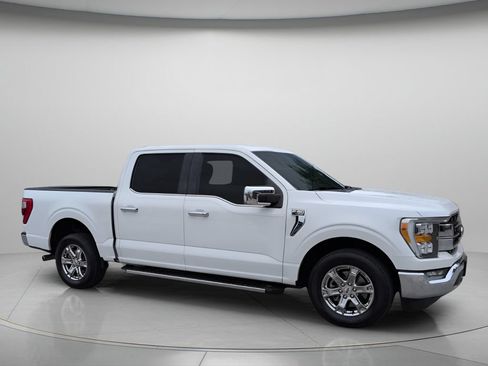 Used 2021 Ford F150 Lariat RWD image 2