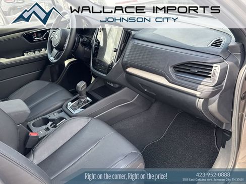 Certified 2025 Subaru Forester Limited AWD/4WD image 36