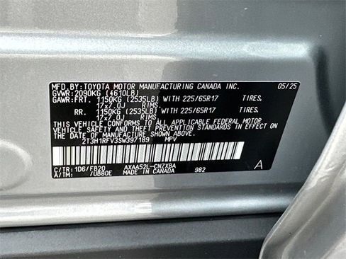 Certified 2025 Toyota RAV4 LE image 31