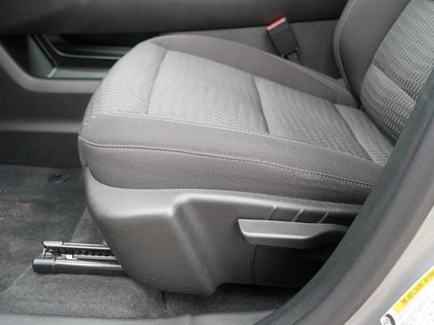Used 2025 Chevrolet Equinox LT AWD/4WD image 20