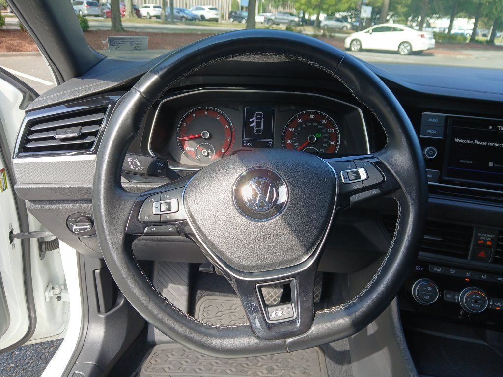 Used 2021 Volkswagen Jetta R-Line w/ R-Line Cold Weather Package FWD image 15