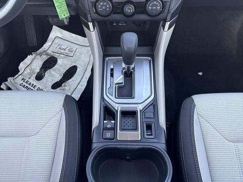 Used 2022 Subaru Forester image 24