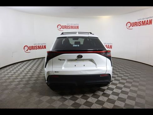 Used 2024 Toyota bZ4X XLE w/ Weather Package image 11