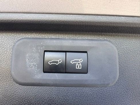 Used 2024 Toyota Grand Highlander Limited image 9