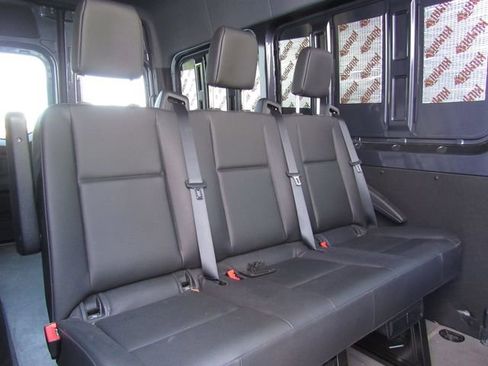 Used 2022 Mercedes-Benz Sprinter 2500 image 22