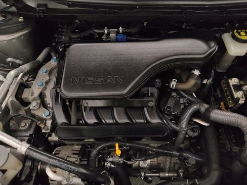 Used 2020 Nissan Rogue Sport S FWD image 30