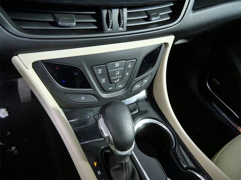 Used 2018 Buick Envision Premium image 20