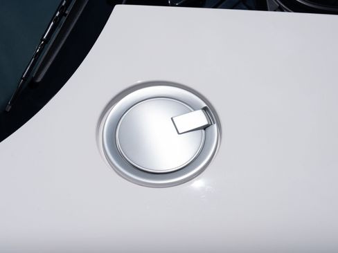 Used 2005 Ford GT RWD image 62