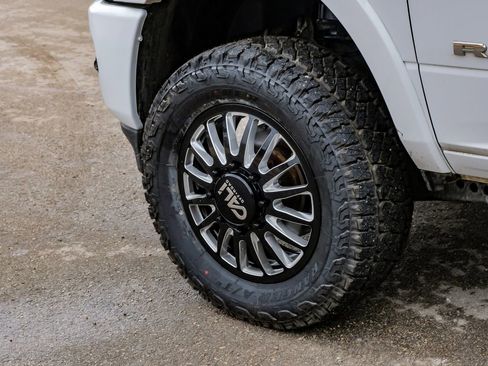 Used 2020 RAM 3500 Laramie image 65