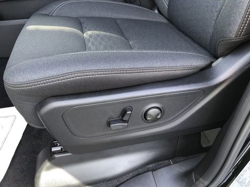 New 2026 RAM 1500 Big Horn AWD/4WD image 22