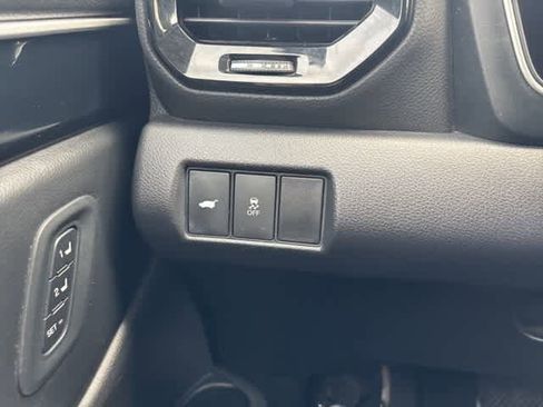 Used 2023 Honda Pilot Touring image 10