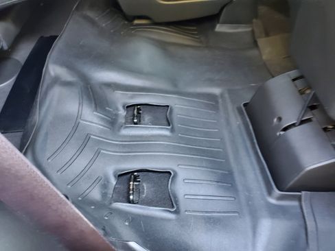 Used 2015 Cadillac Escalade Luxury image 41