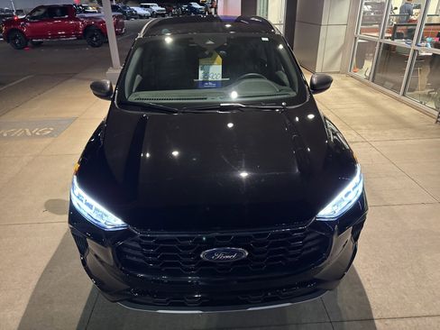 Certified 2023 Ford Escape ST-Line w/ Tech Pack #1 image 12