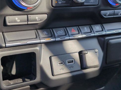 Used 2020 GMC Sierra 1500 SLE w/ SLE Value Package image 20