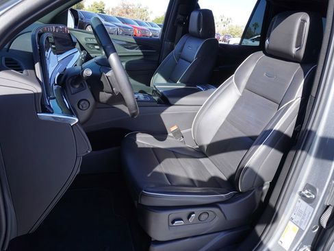 Certified 2023 Cadillac Escalade Sport w/ LPO, ONYX Package image 15