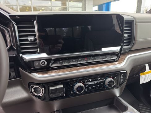 New 2026 Chevrolet Silverado 1500 LT Trail Boss w/ Safety Package image 18