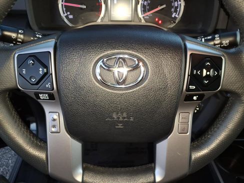 Used 2022 Toyota 4Runner TRD Sport image 25