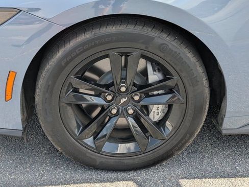Used 2025 Ford Mustang GT RWD image 13