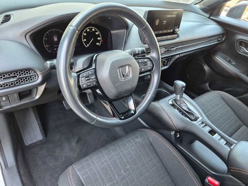 Certified 2023 Honda HR-V Sport image 2