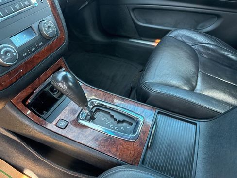 Used 2006 Cadillac DTS FWD image 23