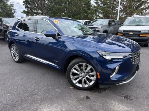 Used 2023 Buick Envision Avenir AWD/4WD image 2