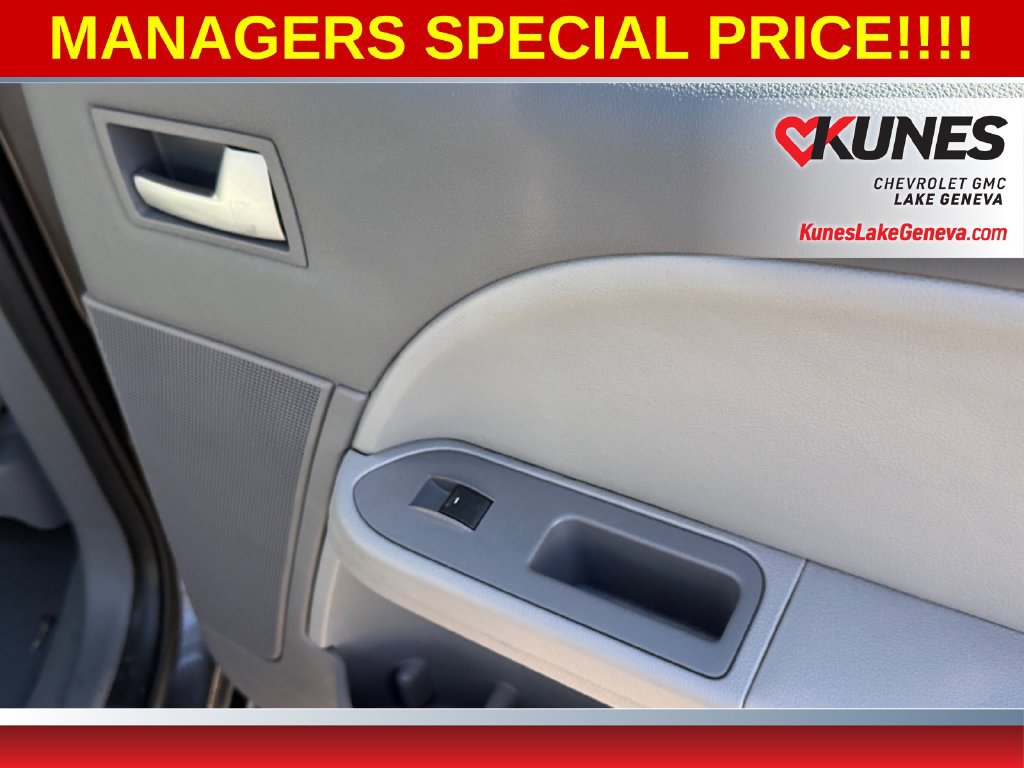 Used 2006 Ford Five Hundred SE FWD image 26