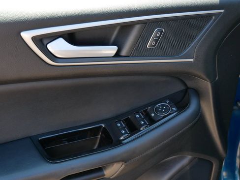 Used 2020 Ford Edge SEL w/ Convenience Package AWD/4WD image 15