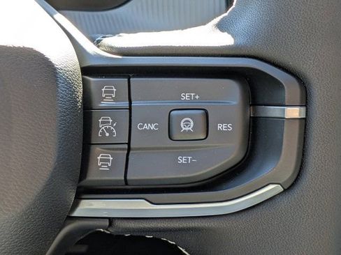 New 2026 Jeep Cherokee Limited image 28