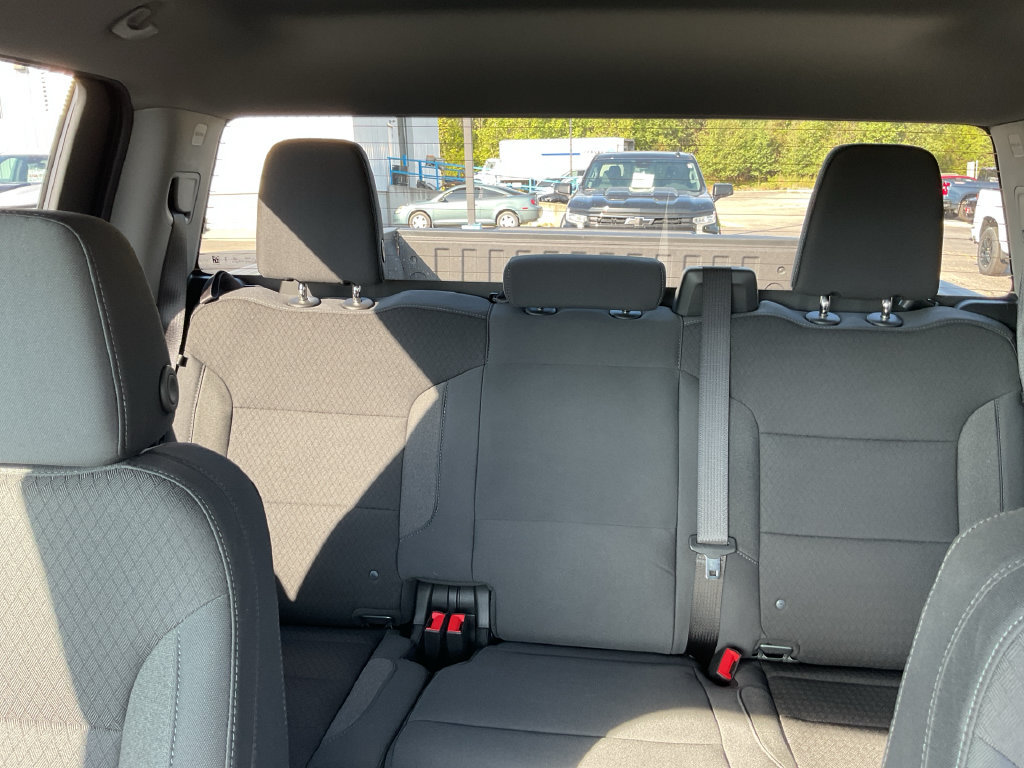 New 2026 Chevrolet Silverado 1500 Custom AWD/4WD image 26