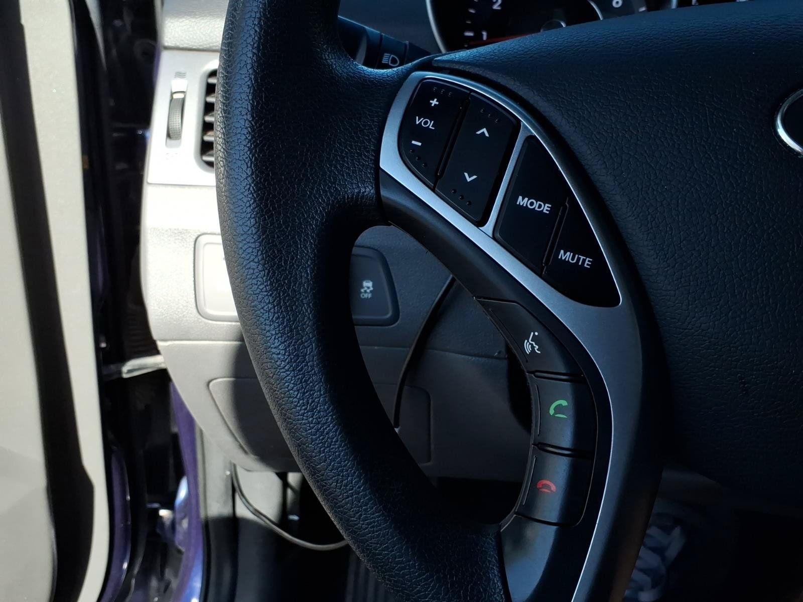 Used 2013 Hyundai Elantra GLS FWD image 21