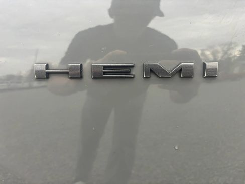 Used 2022 Dodge Durango R/T w/ Quick Order Package 22F image 12