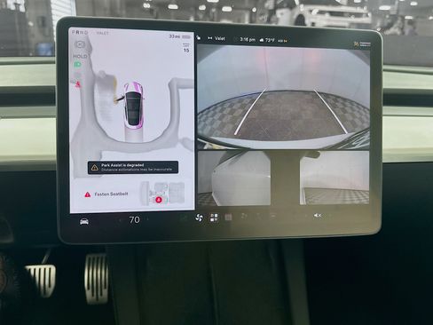 Used 2023 Tesla Model 3 Standard Range RWD image 21