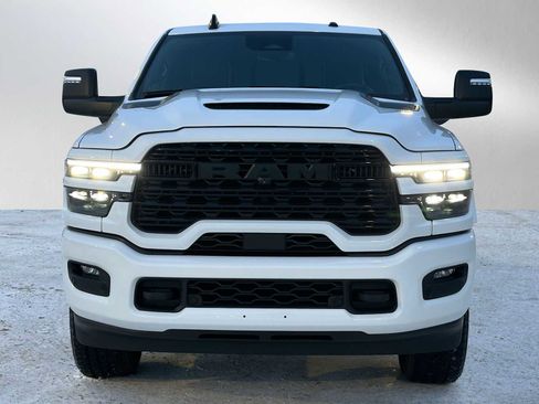 Used 2025 RAM 2500 Limited image 8