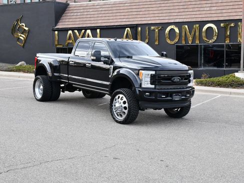 Used 2019 Ford F450 Limited image 2
