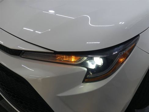 Used 2022 Toyota Corolla LE FWD image 14