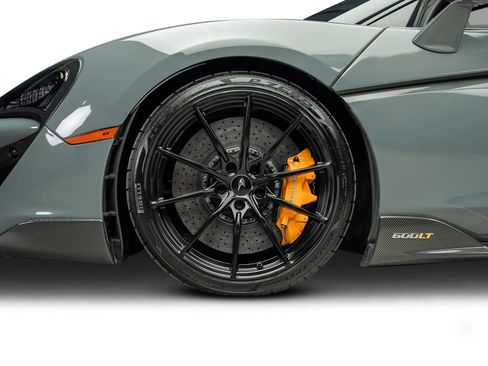 Used 2019 McLaren 600LT RWD image 22
