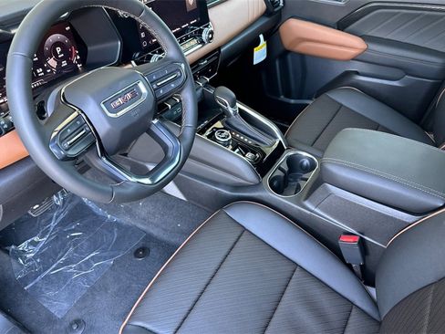 New 2026 GMC Canyon AT4 w/ Technology Plus Package image 8