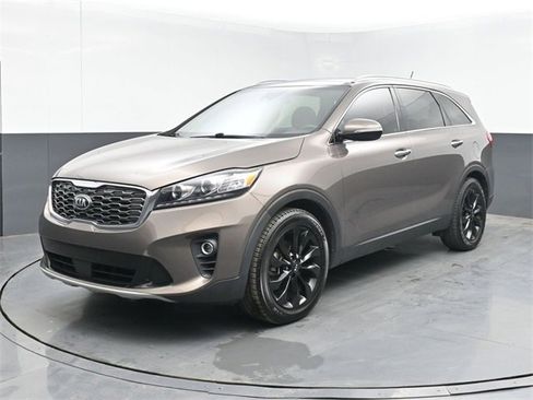 Used 2020 Kia Sorento EX image 4