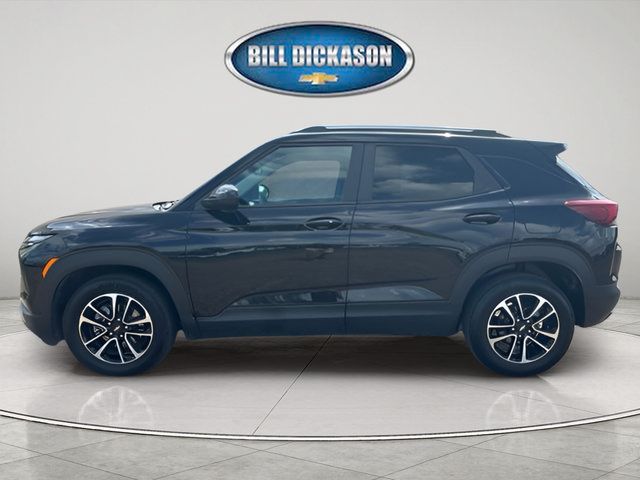 Used 2025 Chevrolet TrailBlazer LT FWD image 4