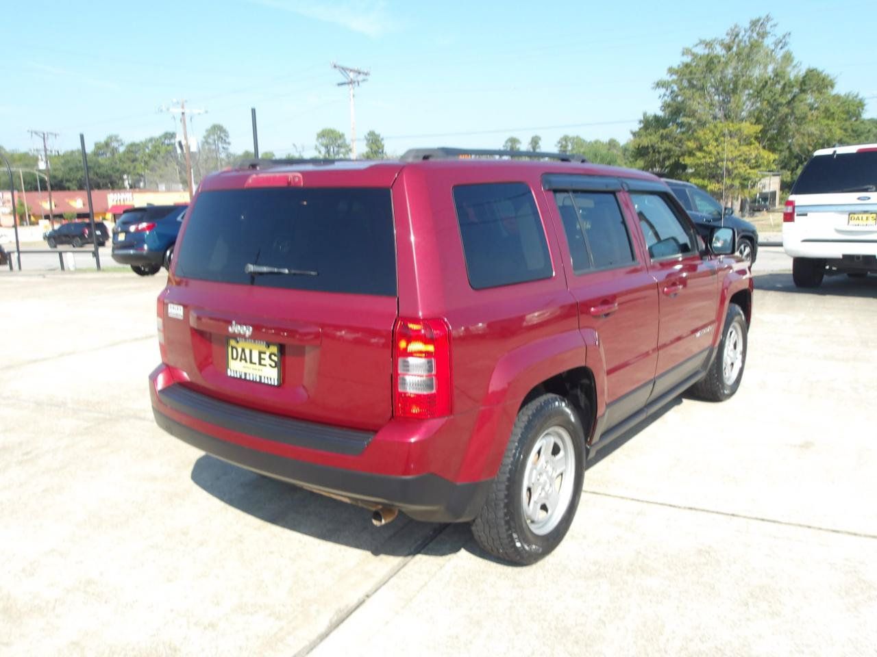Used 2017 Jeep Patriot Sport w/ Power Value Group FWD image 11