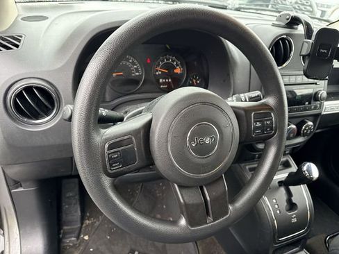 Used 2014 Jeep Compass Sport w/ Power Value Group image 16