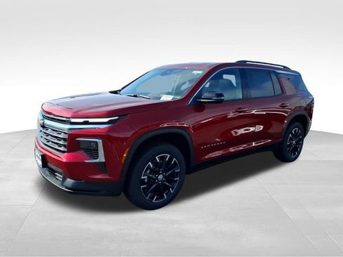 New 2026 Chevrolet Traverse LT w/ Sun and Wheel Package AWD/4WD image 4