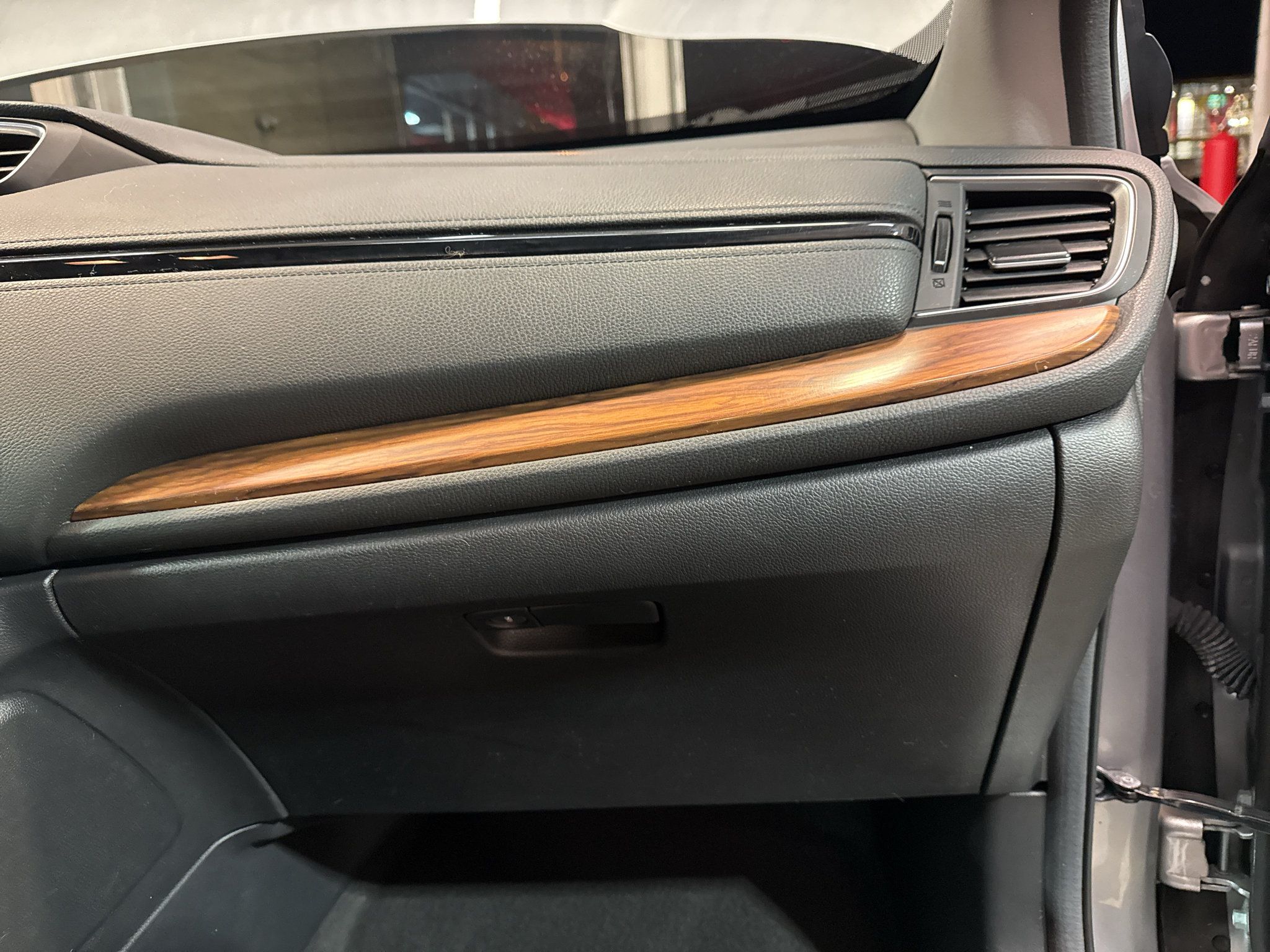 Used 2017 Honda CR-V Touring image 25
