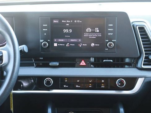 Used 2023 Kia Sportage LX image 14