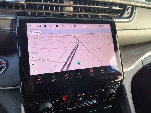 New 2025 Jeep Grand Cherokee L Limited w/ Trailer Tow Package image 18