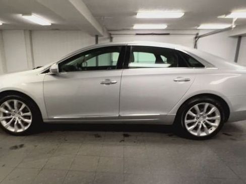 Certified 2017 Cadillac XTS Luxury image 5