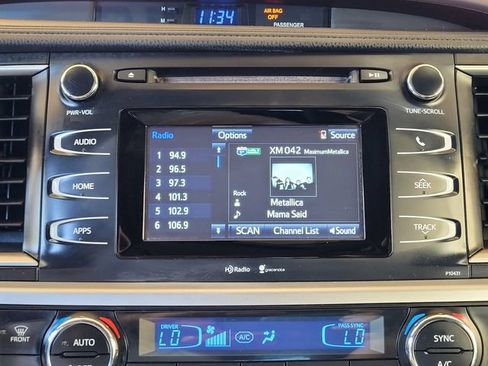 Used 2014 Toyota Highlander Plus FWD image 24