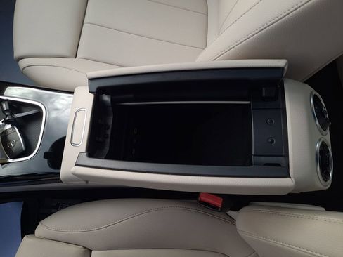 Certified 2025 Mercedes-Benz CLA 250 4MATIC image 26